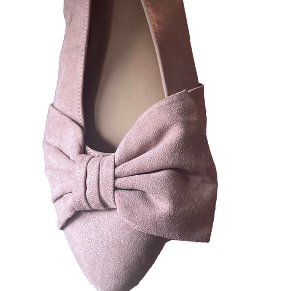 Torrid Pink Suede Pointed Toe Flats Bow Detail Wide Width 9.5 WW Balletcore - Picture 2 of 11